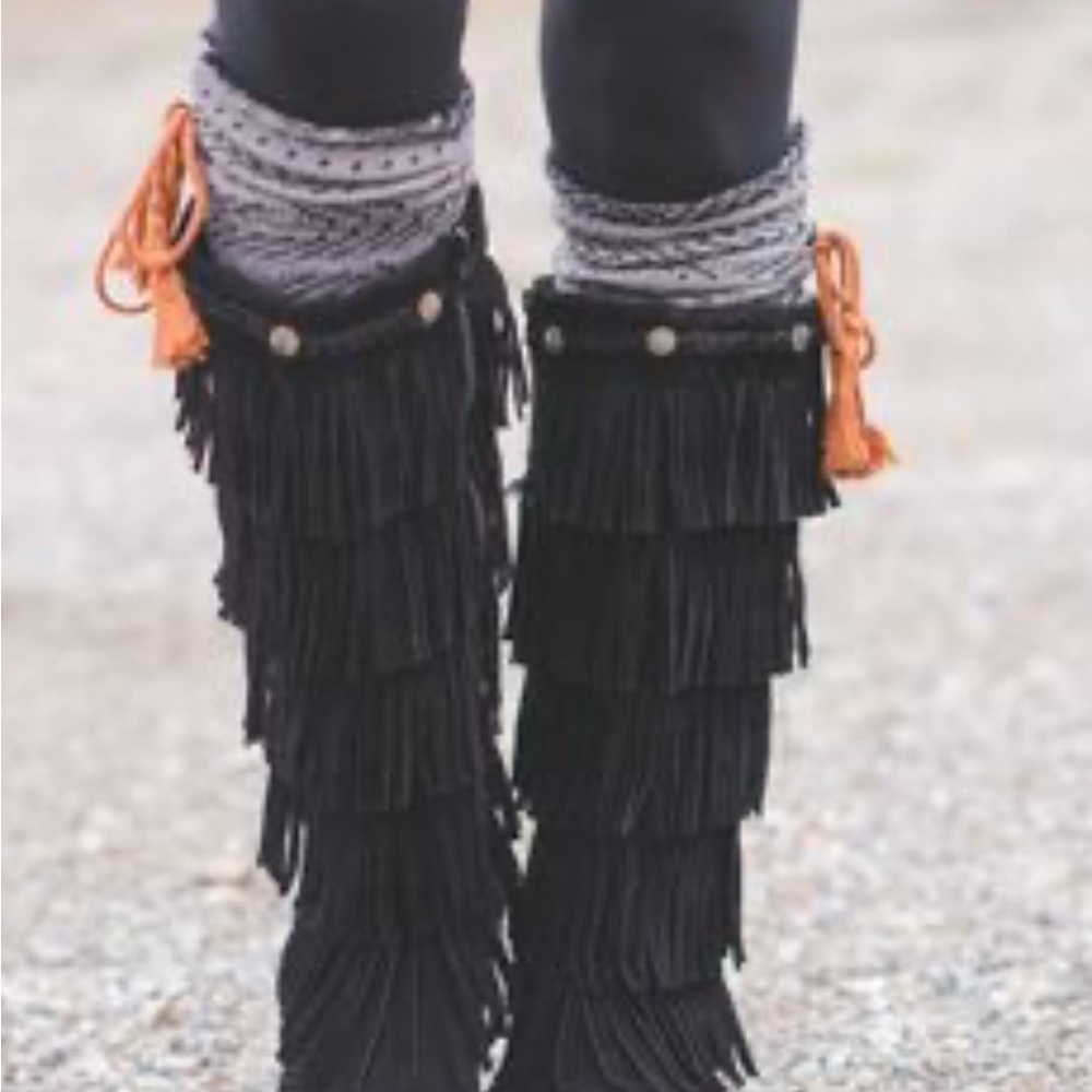 Minnetonka Fringe Black Women's Boots